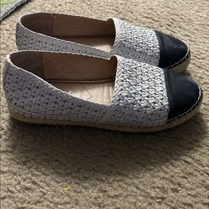 J. McLaughlin Women’s Redding Leather Espadrilles Slip On Flats White/Navy US 6